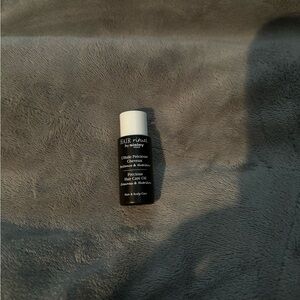 Sisley Black Makeup Foundation
